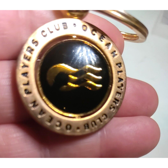 Princess Players Club Cruise Ship Keychain Spinner - Picture 4 of 9